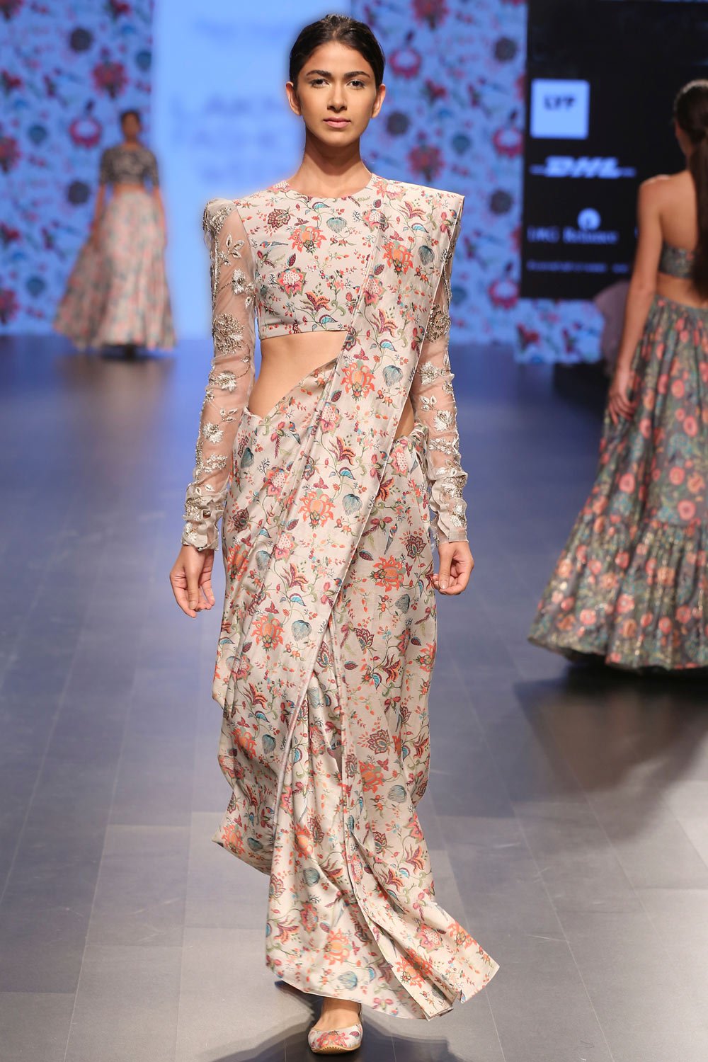 Payal Singhal Indian designer Lakme Fashion Week SR 16 new collection ...