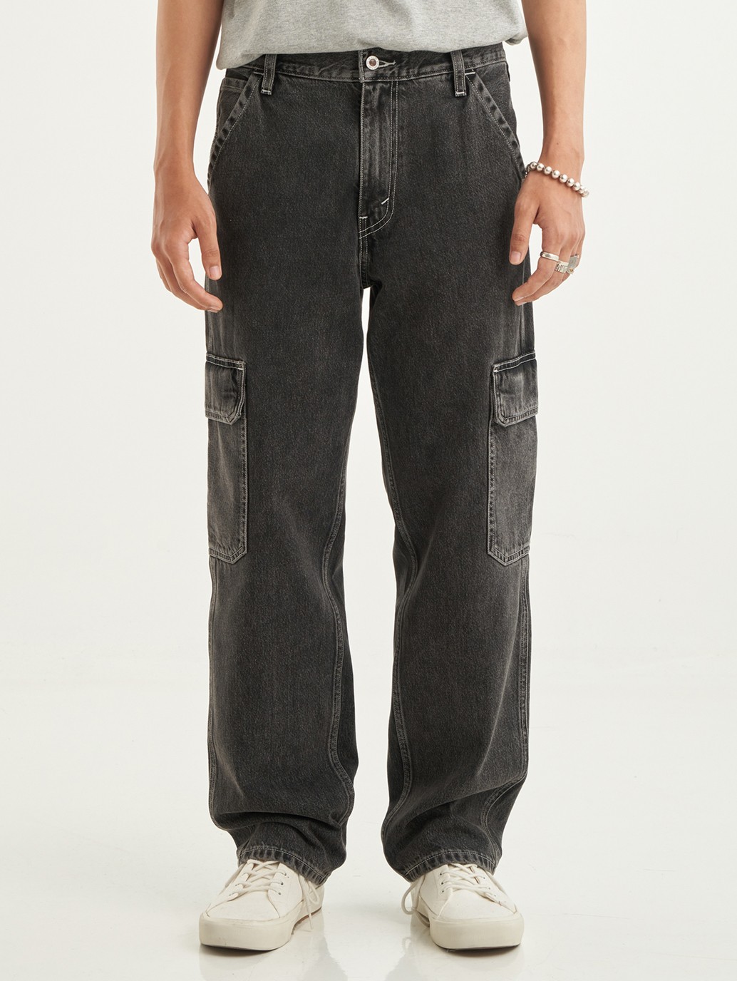 Levi's® Men's Stay Loose Cargo Pants - Vetiver Twill | Levi's MY