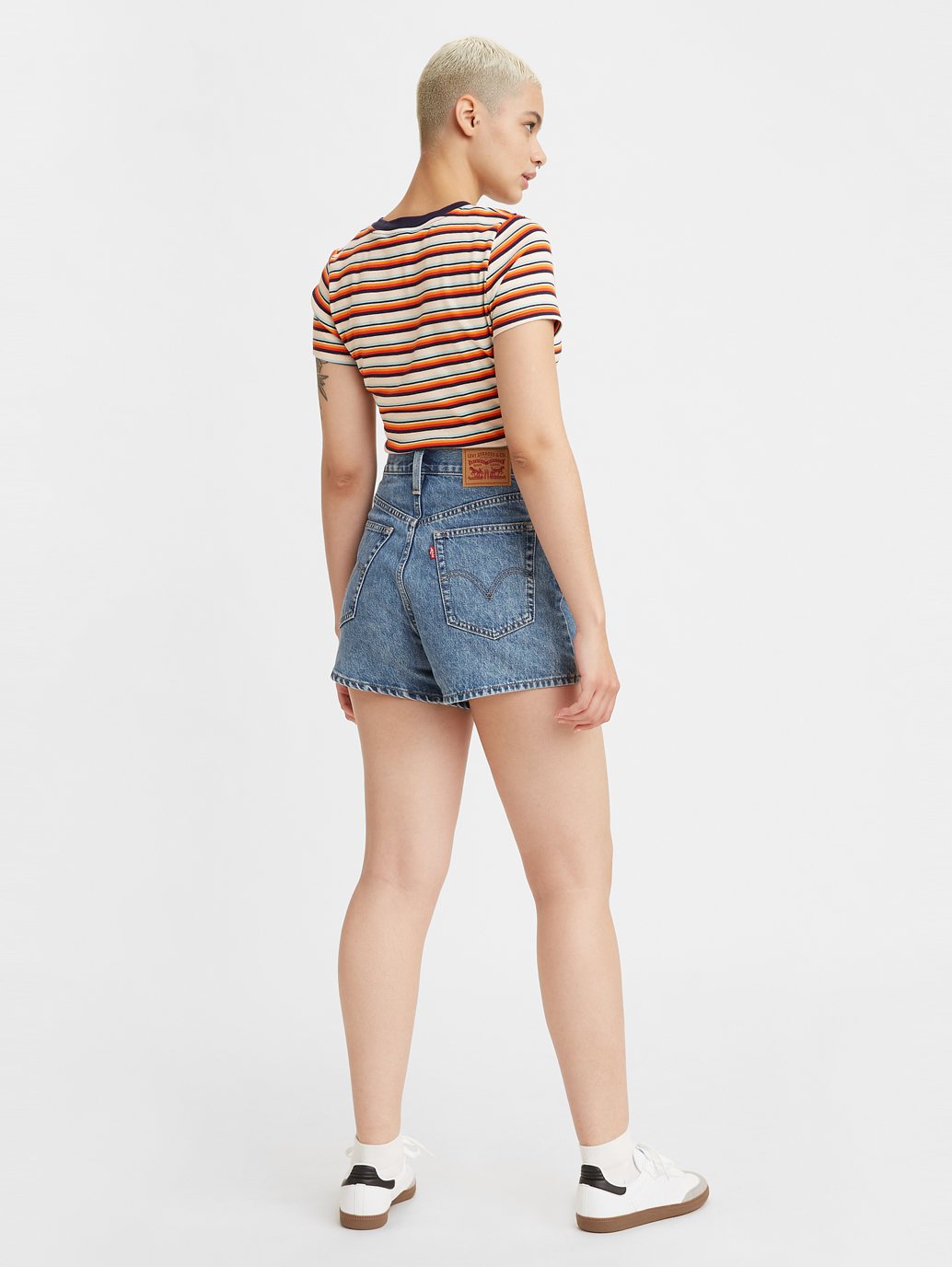 Buy Levi's® Women's High-Waisted Mom Shorts | Levi's® Official Online Store  SG